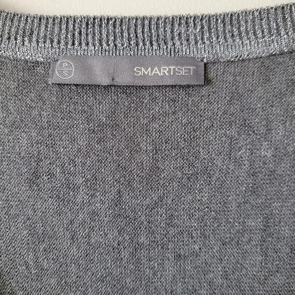 SMART Set Silver Grey Metallic Knit V Neck Top Size S - Picture 8 of 10